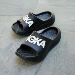 Hoka U ORA ATHLETIC SLIDE Black / White